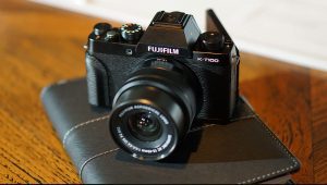 Kamera Mirroless terbaik